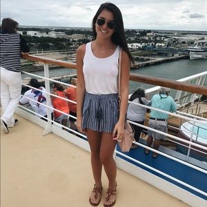 Meet your Posher, Amelia